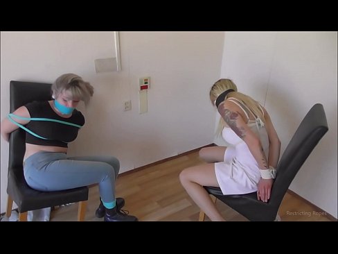 ❤️ Ferslave / fêstbûn en gagged / famke yn need ️❌ Moaie porno op fy.com-porn-hat.ru ❤