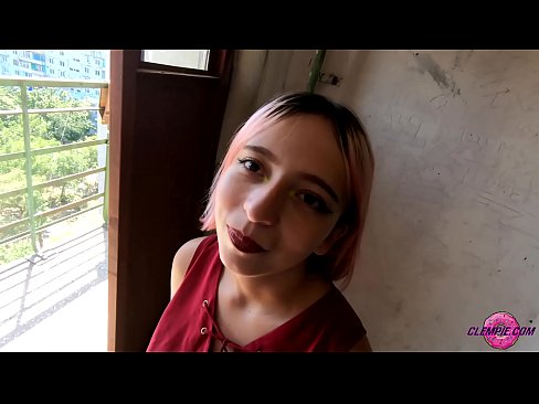 ❤️ Studint Sensual sûget in frjemdling yn 'e bûtenwrâld - Cum op syn gesicht ️❌ Moaie porno op fy.com-porn-hat.ru ❤